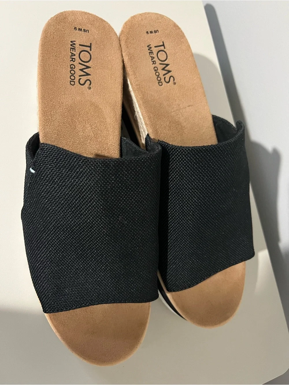 Tom’s Women’s Black Slide Platform Sandals – Comfortable Casual Slip-Ons